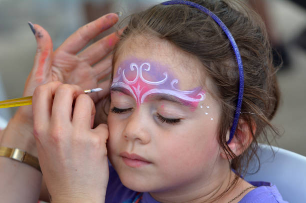 Face painting example: Princess Crown